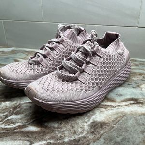 Lilac NoBull Project runners